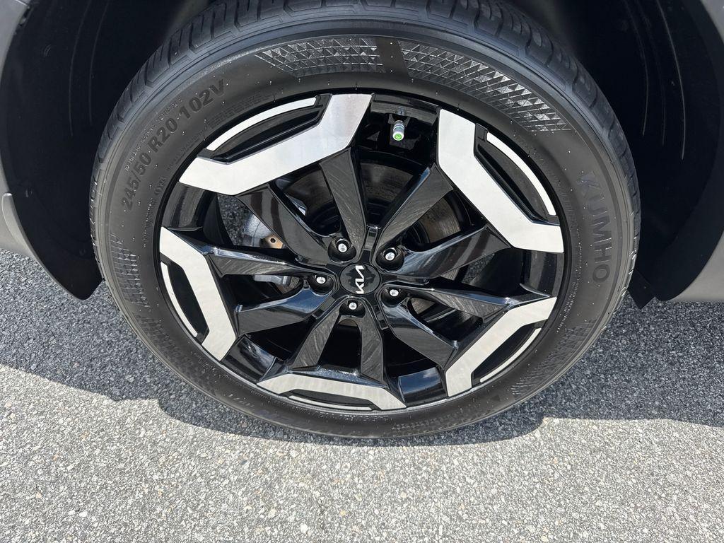 used 2024 Kia Telluride car, priced at $37,898