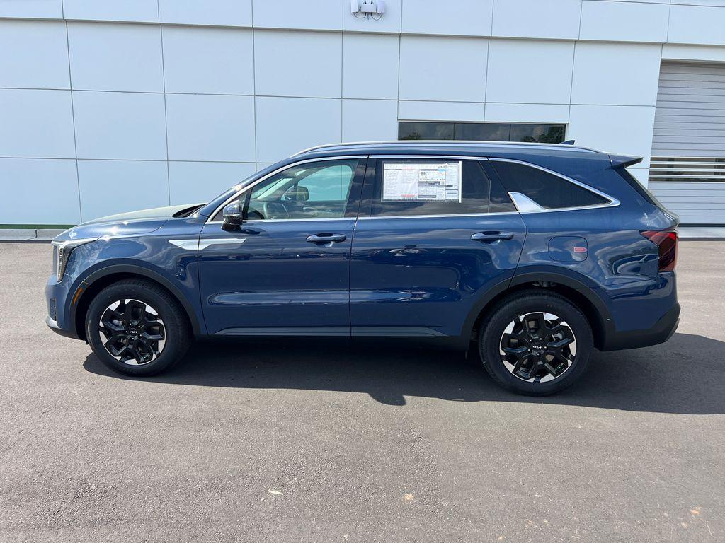 new 2025 Kia Sorento car, priced at $36,855