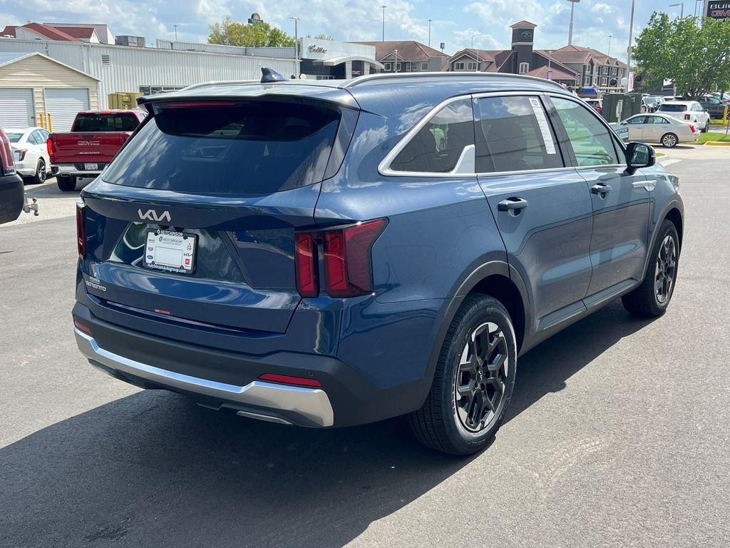 new 2025 Kia Sorento car, priced at $36,855