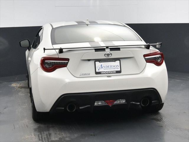 used 2017 Toyota 86 car, priced at $24,000