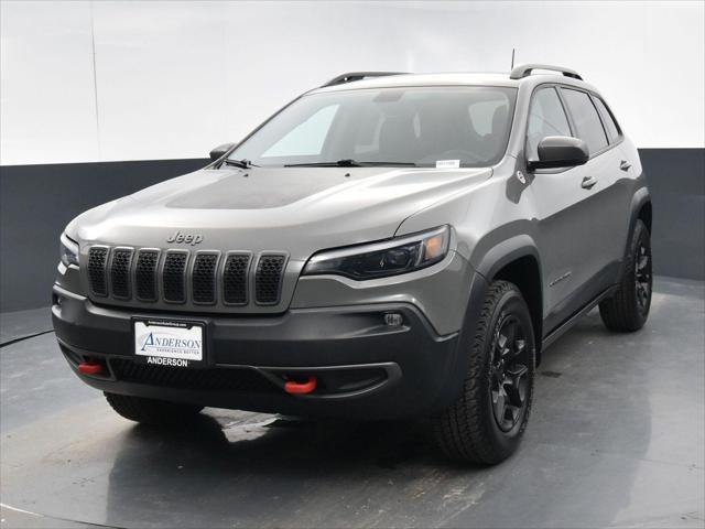 used 2019 Jeep Cherokee car, priced at $22,037