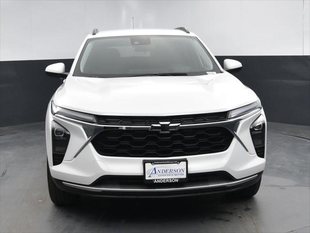 used 2025 Chevrolet Trax car, priced at $24,000