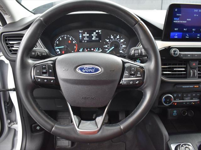 used 2022 Ford Escape car, priced at $22,346