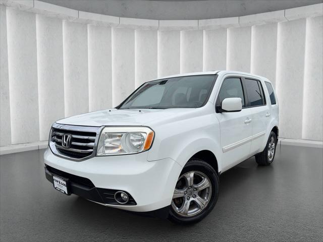 used 2014 Honda Pilot car, priced at $12,500