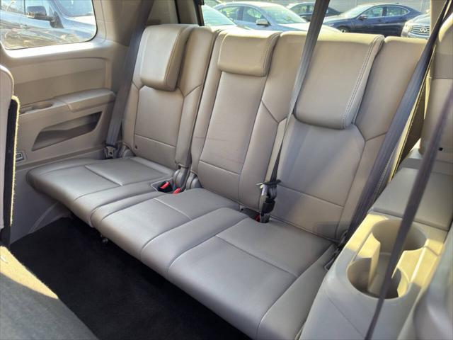 used 2013 Honda Pilot car, priced at $12,999