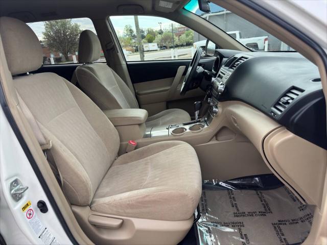 used 2012 Toyota Highlander car, priced at $13,999