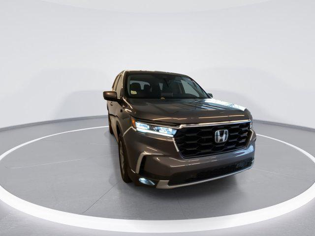 new 2025 Honda Pilot car, priced at $46,995