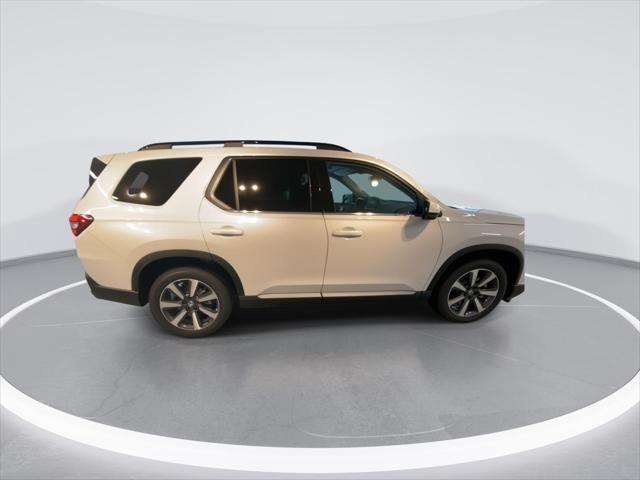 new 2025 Honda Pilot car, priced at $51,450