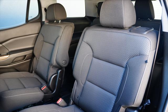 used 2022 GMC Acadia car, priced at $18,888
