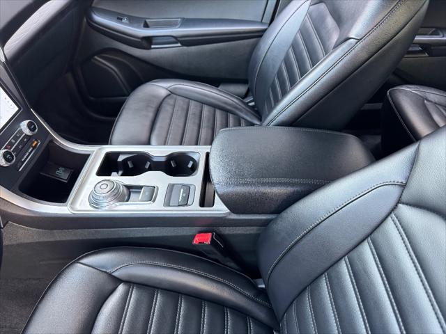 used 2023 Ford Edge car, priced at $21,889