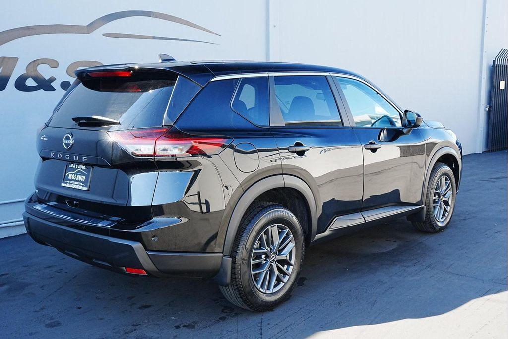 used 2024 Nissan Rogue car, priced at $21,998