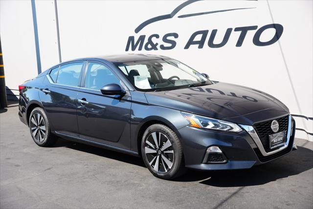 used 2022 Nissan Altima car, priced at $17,299