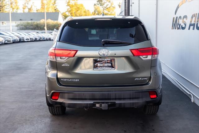 used 2018 Toyota Highlander car, priced at $23,449