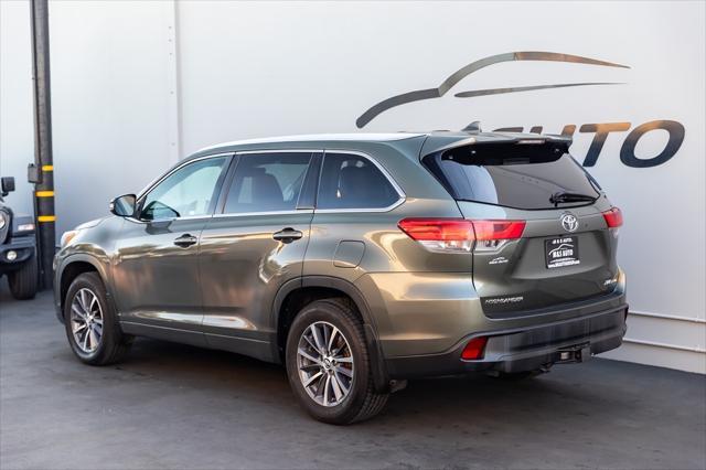 used 2018 Toyota Highlander car, priced at $23,449