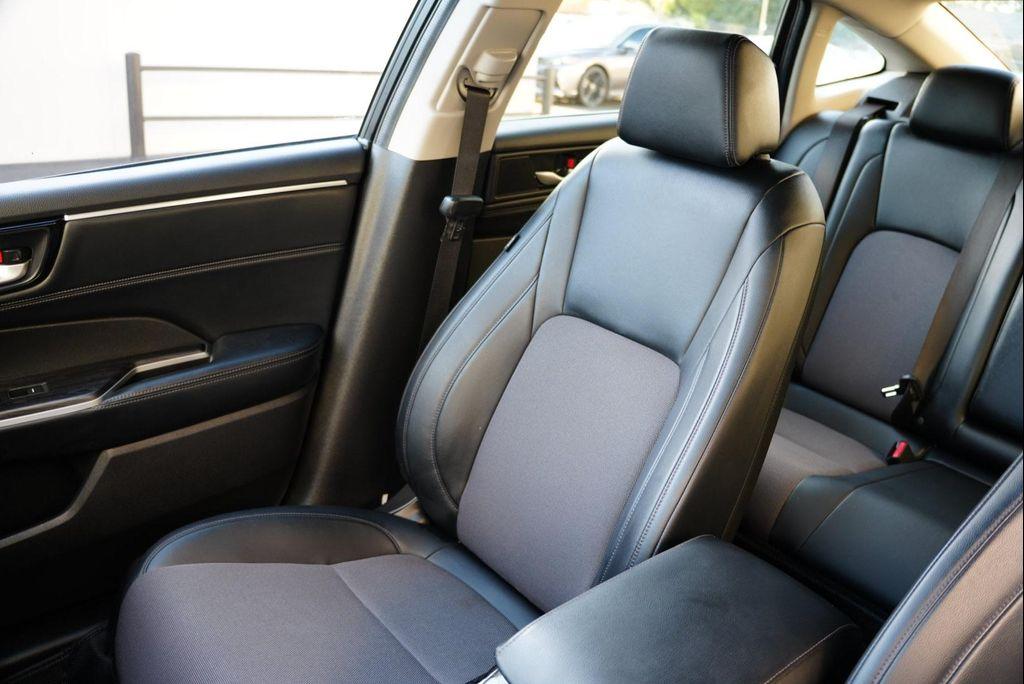 used 2018 Honda Clarity Plug-In Hybrid car, priced at $18,901