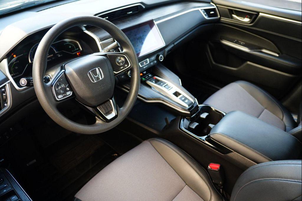 used 2018 Honda Clarity Plug-In Hybrid car, priced at $18,901