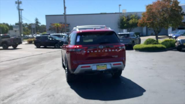 new 2024 Nissan Pathfinder car, priced at $55,185