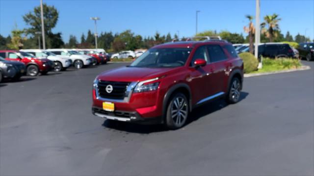 new 2024 Nissan Pathfinder car, priced at $55,185