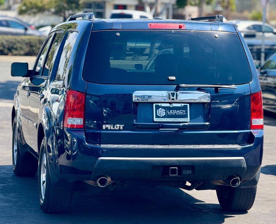 used 2011 Honda Pilot car, priced at $10,495
