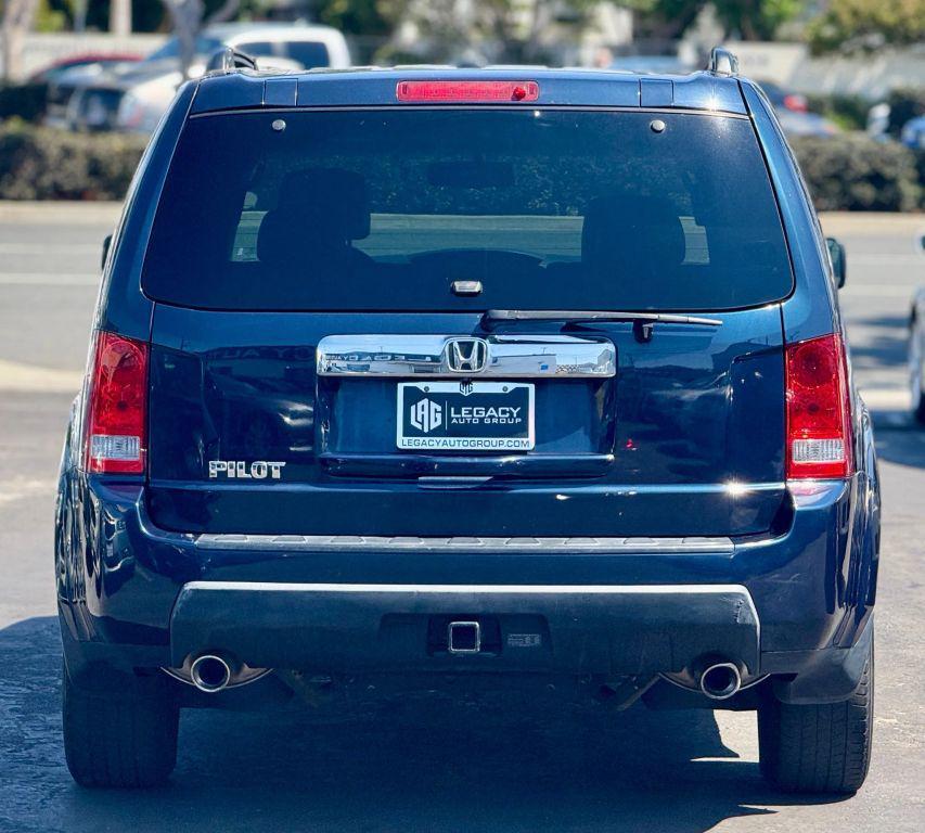 used 2011 Honda Pilot car, priced at $10,495