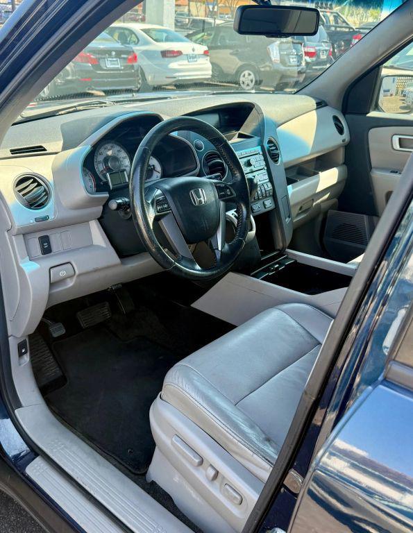 used 2011 Honda Pilot car, priced at $10,495
