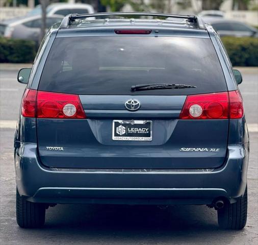 used 2006 Toyota Sienna car, priced at $9,995