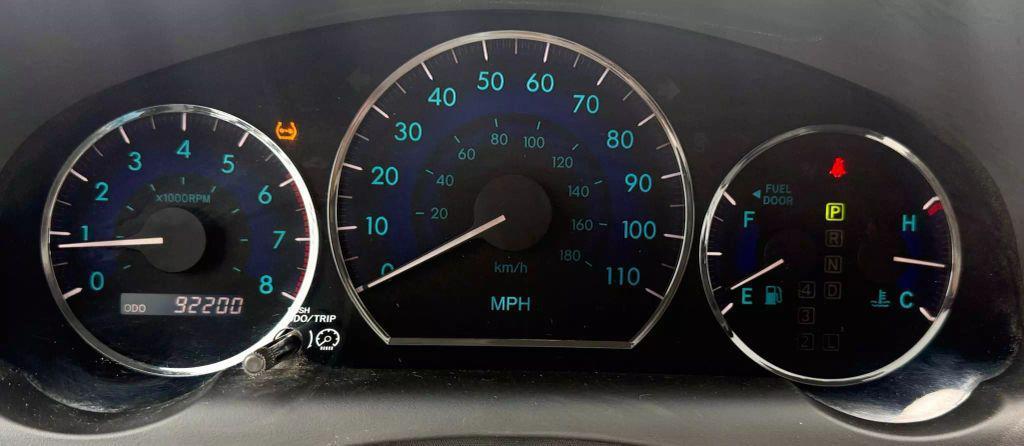 used 2006 Toyota Sienna car, priced at $9,995