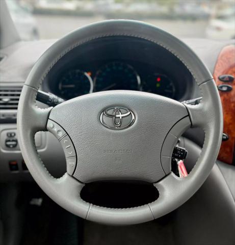 used 2006 Toyota Sienna car, priced at $9,995