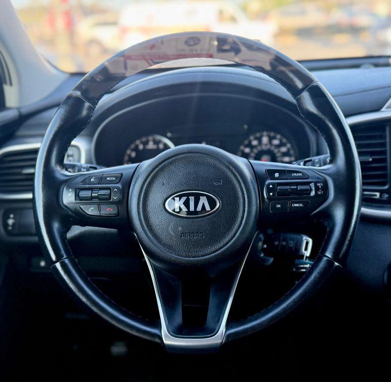 used 2016 Kia Sorento car, priced at $11,495