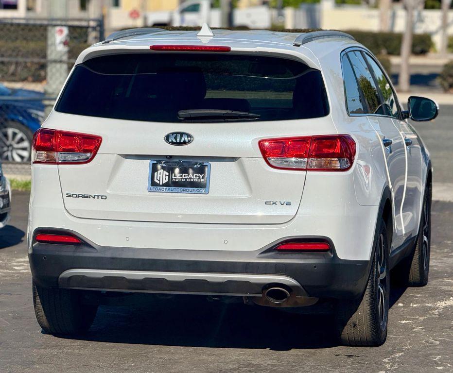 used 2016 Kia Sorento car, priced at $11,495
