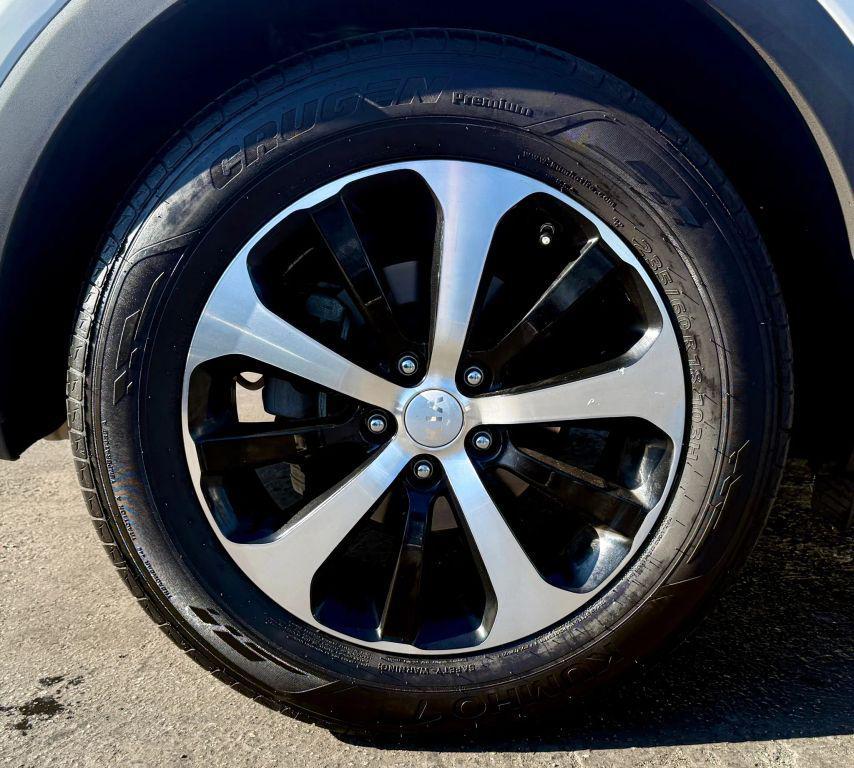 used 2016 Kia Sorento car, priced at $11,495