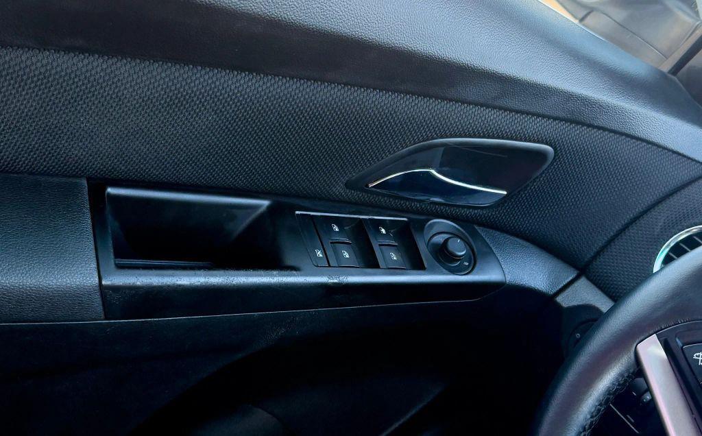 used 2014 Chevrolet Cruze car, priced at $7,995