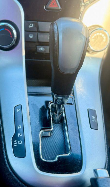 used 2014 Chevrolet Cruze car, priced at $7,995