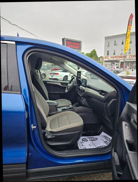 used 2022 Ford Escape car, priced at $9,104