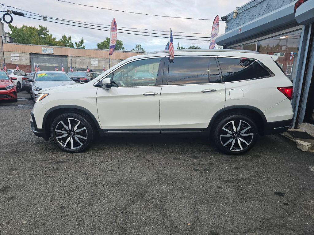 used 2022 Honda Pilot car, priced at $25,015