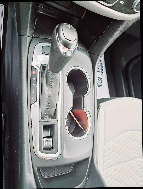 used 2020 Chevrolet Equinox car, priced at $15,049