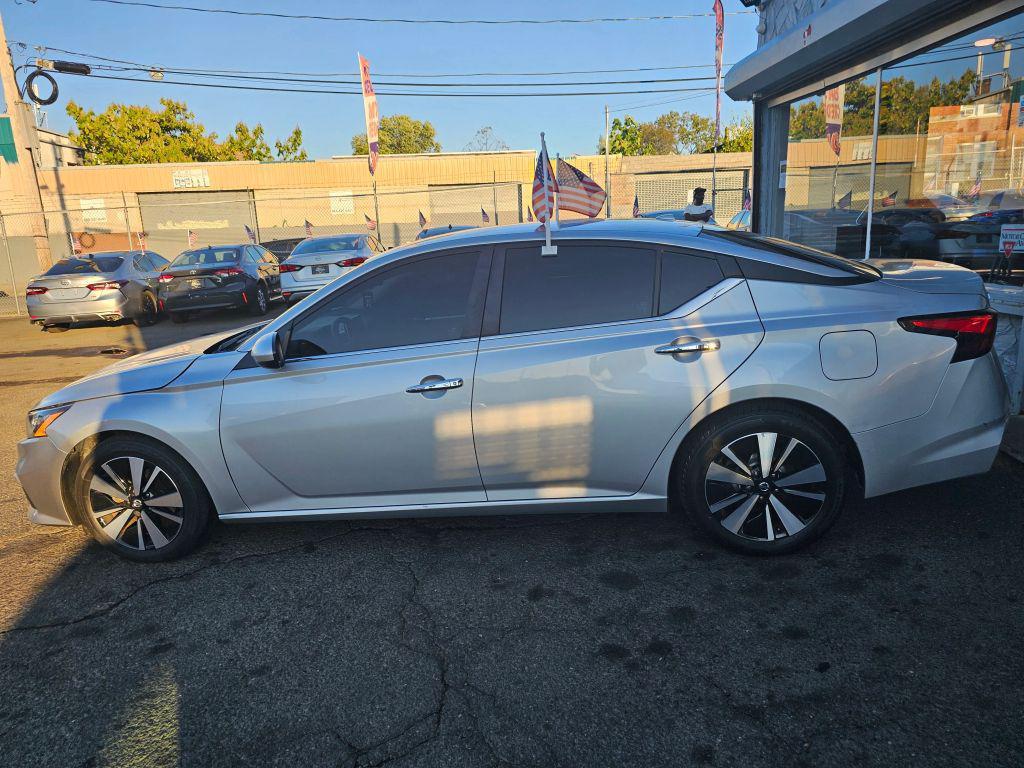 used 2022 Nissan Altima car, priced at $12,395
