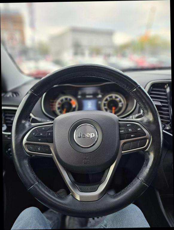 used 2019 Jeep Cherokee car, priced at $17,428