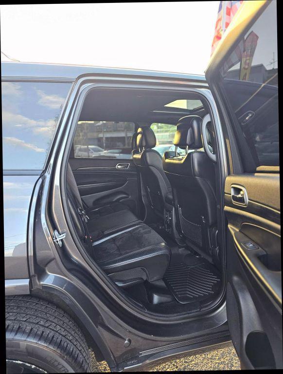 used 2019 Jeep Grand Cherokee car, priced at $18,015