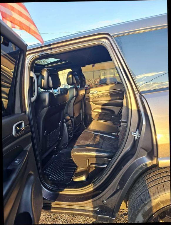 used 2019 Jeep Grand Cherokee car, priced at $18,015