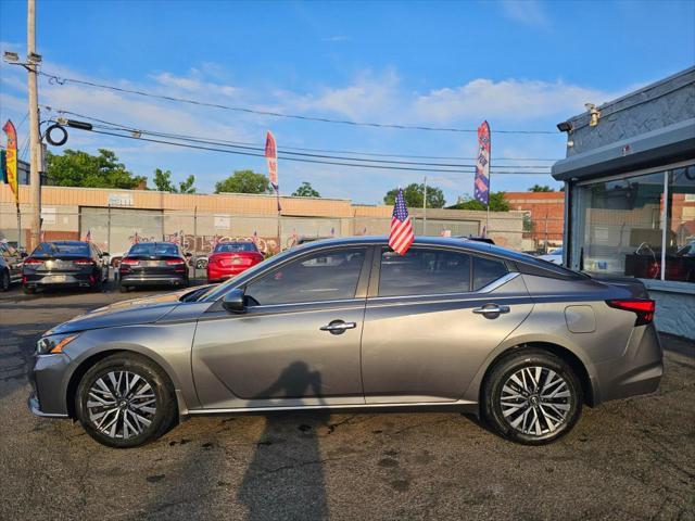 used 2023 Nissan Altima car, priced at $18,808