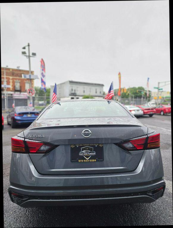 used 2022 Nissan Altima car, priced at $12,098