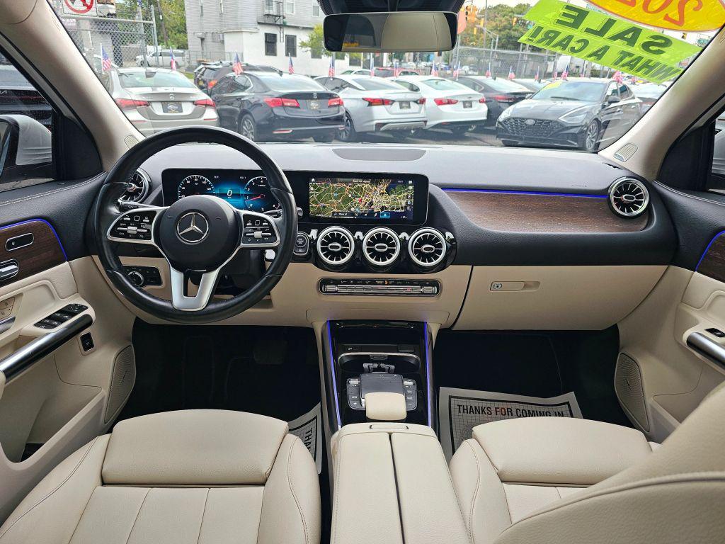used 2021 Mercedes-Benz GLA 250 car, priced at $16,232