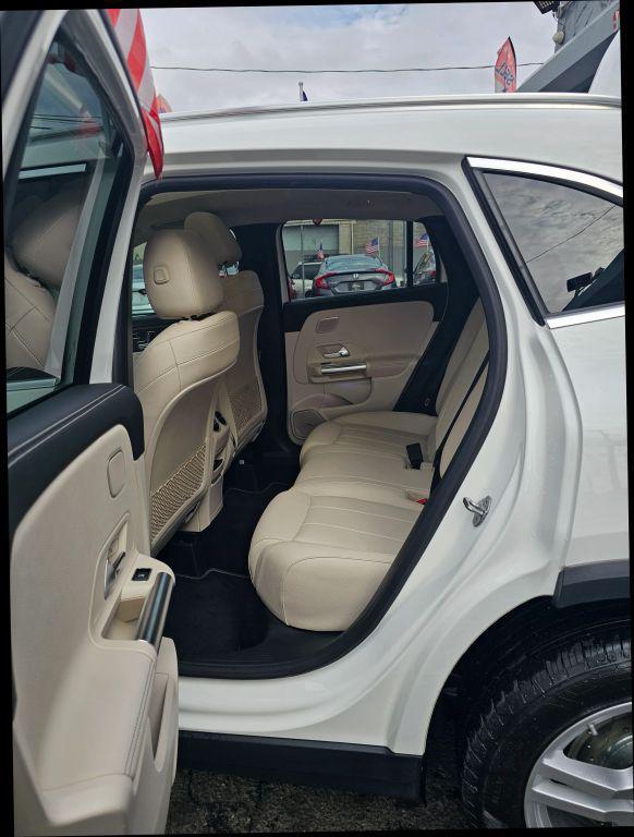 used 2021 Mercedes-Benz GLA 250 car, priced at $16,232