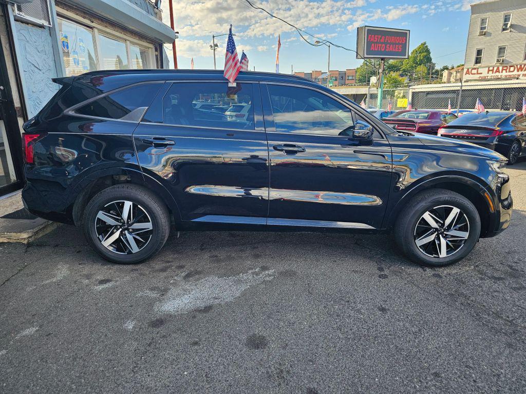 used 2021 Kia Sorento car, priced at $17,741