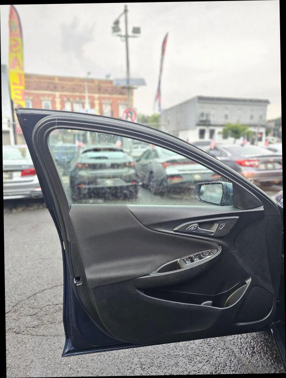 used 2022 Chevrolet Malibu car, priced at $14,789