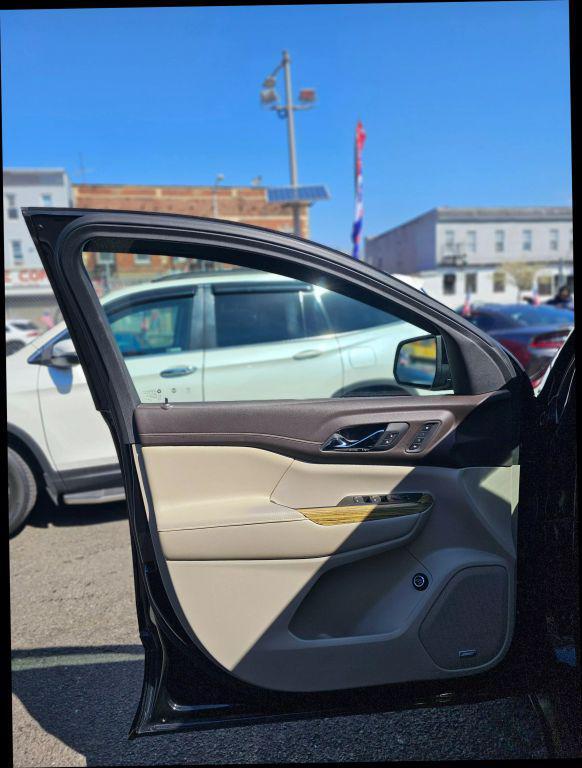 used 2019 GMC Acadia car, priced at $19,868