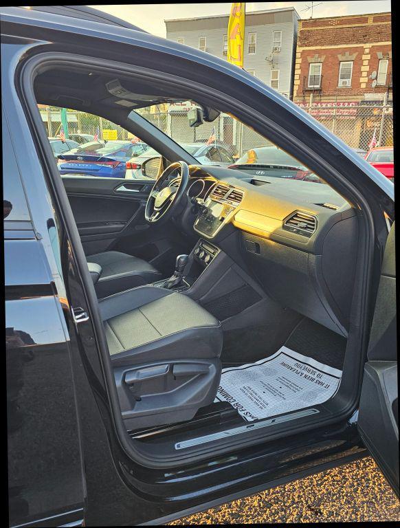 used 2021 Volkswagen Tiguan car, priced at $16,005