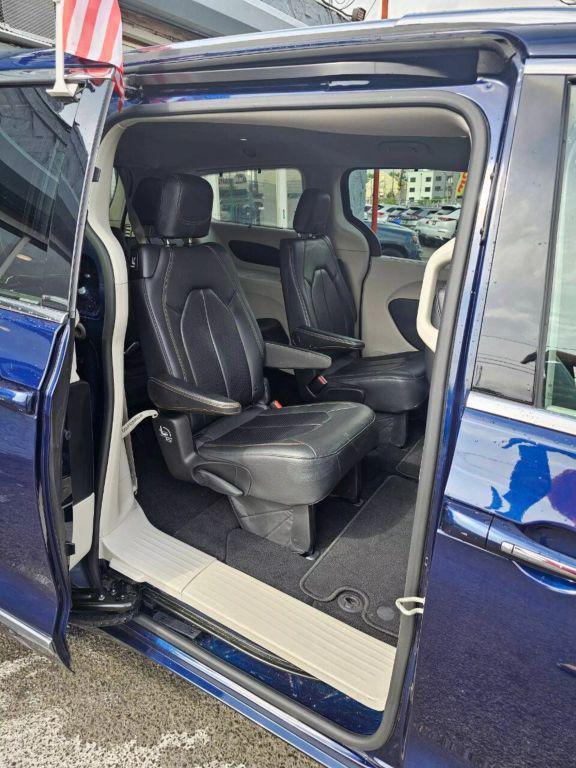used 2019 Chrysler Pacifica car, priced at $17,073