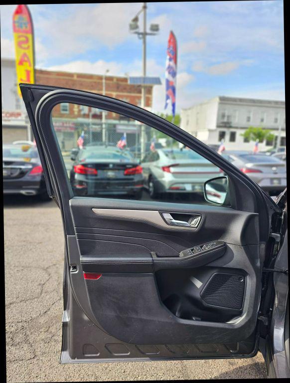 used 2021 Ford Escape car, priced at $13,125